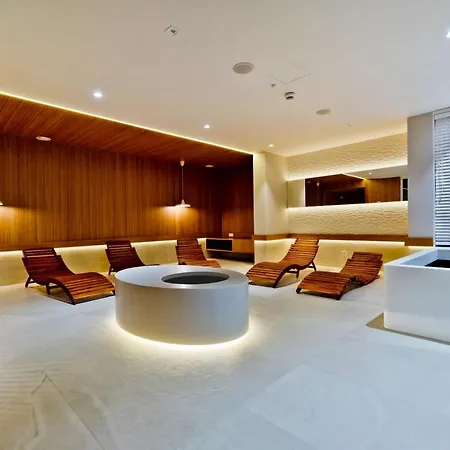 Blueapart Hotelowe Nexo * Puck